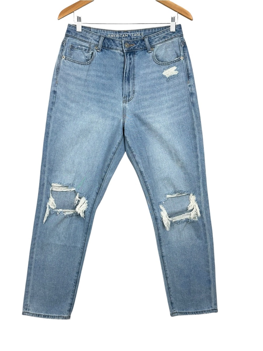 Women’s American Eagle Jeans- Mom Jean- Strigid- Distressed - Size 10